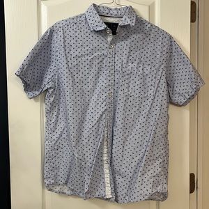 Men’s tropical button down.